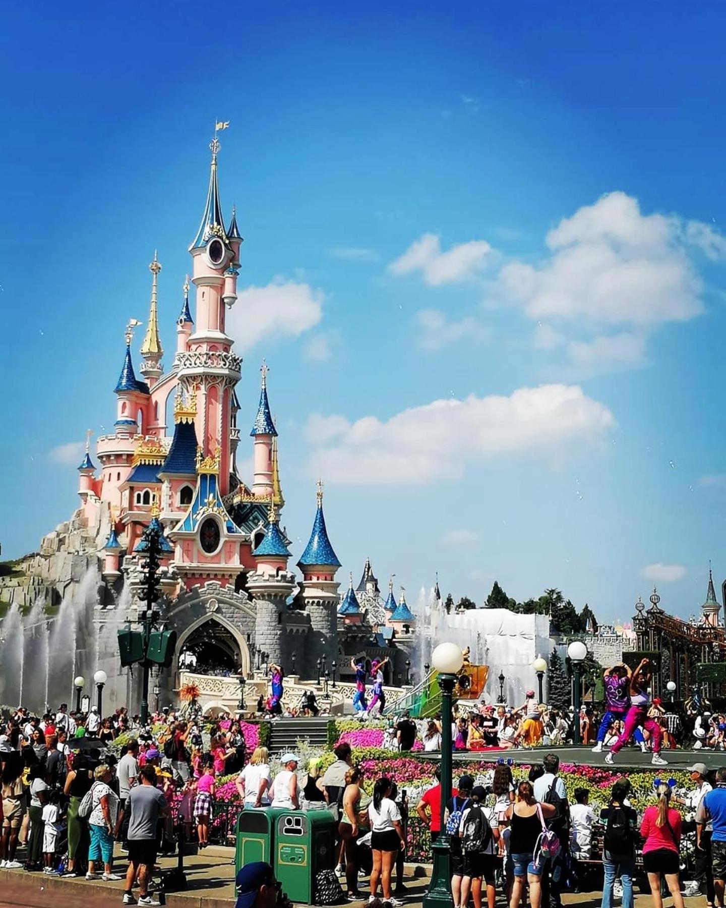 Studio Easy Check-In 8 Mins Disneyland 35 Mins Paris Free Starbucks Coffee Parking Wifi Бюссі-Сен-Жорж Екстер'єр фото